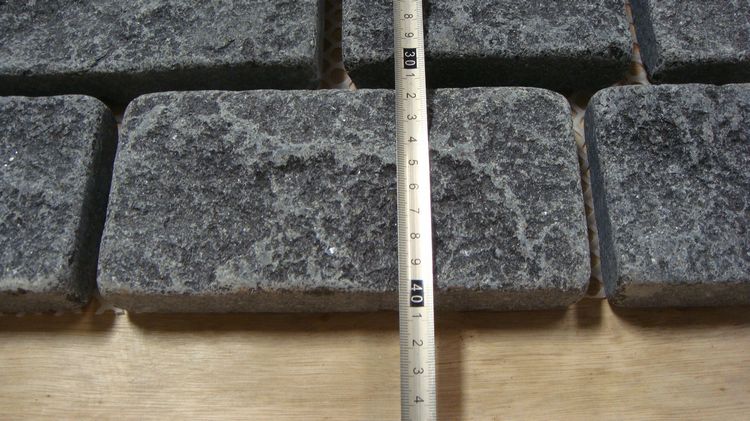 Tumbled Cobblestone Pavers, G684 Granite, China. ALCP018